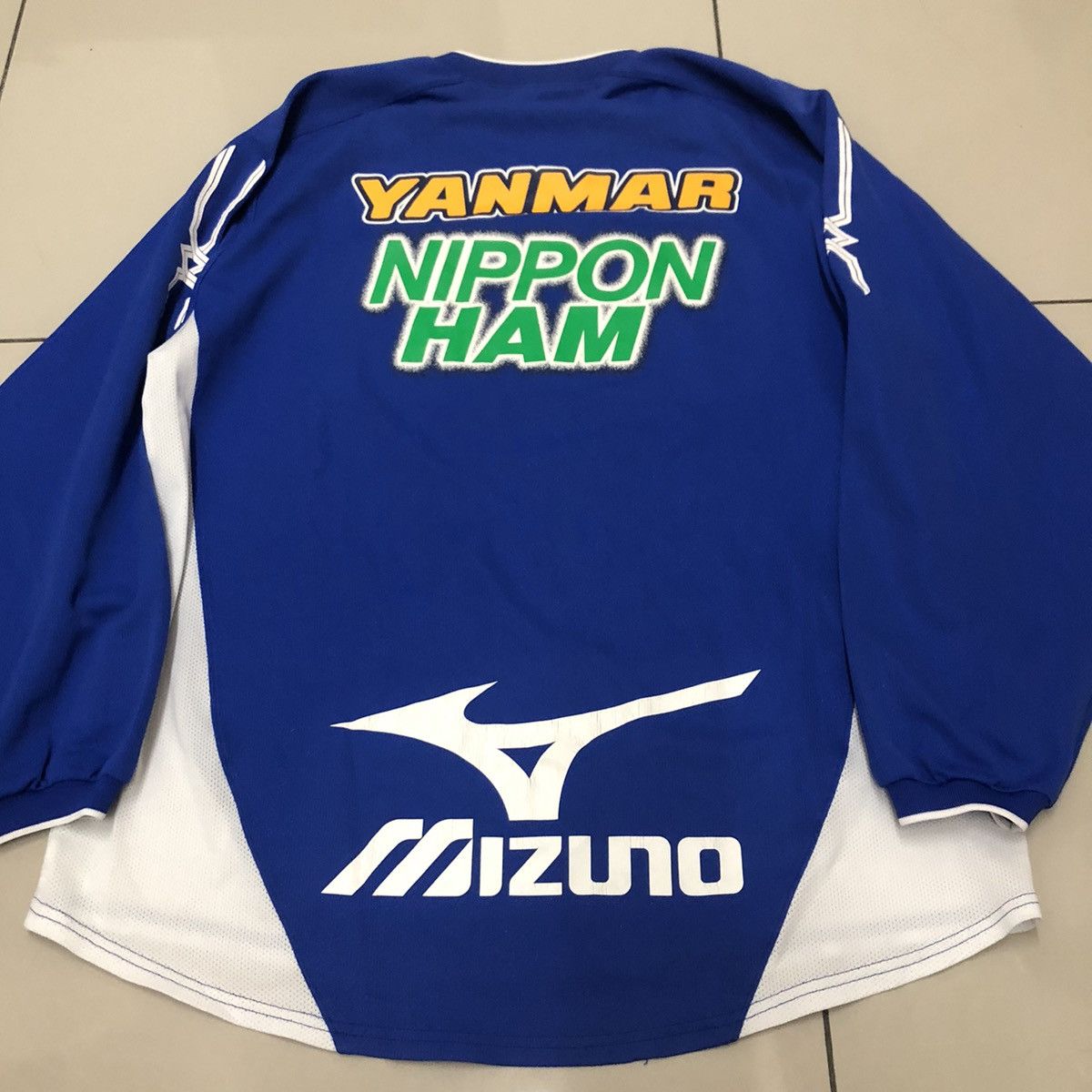 Japanese Brand × Mizuno Osaka cerezo 2000s player issued training shirt Size US M / EU 48-50 / 2 - 2 Thumbnail