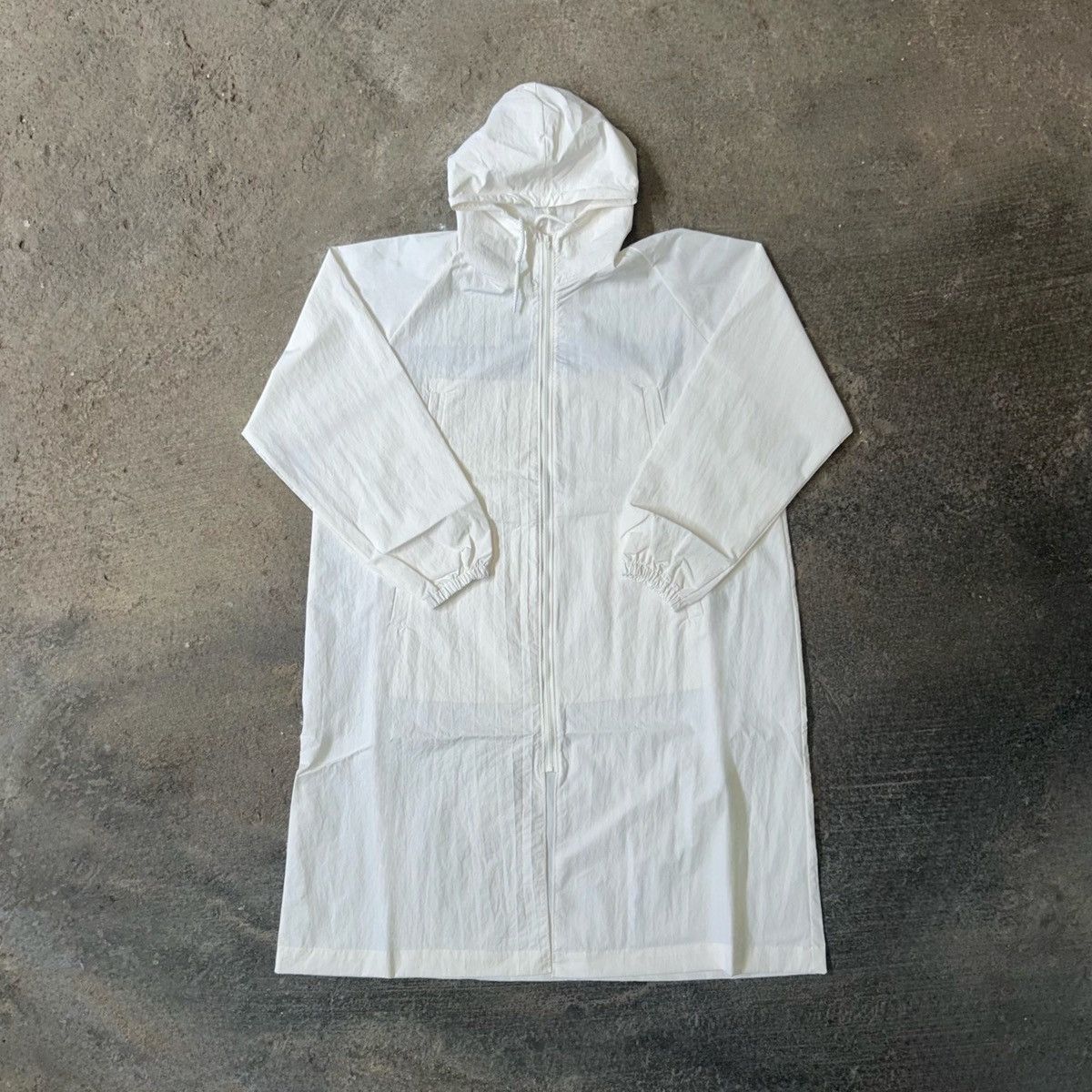 Yeezy YZY Gosha RC-01 White Raincoat Size US M / EU 48-50 / 2 - 2 Thumbnail