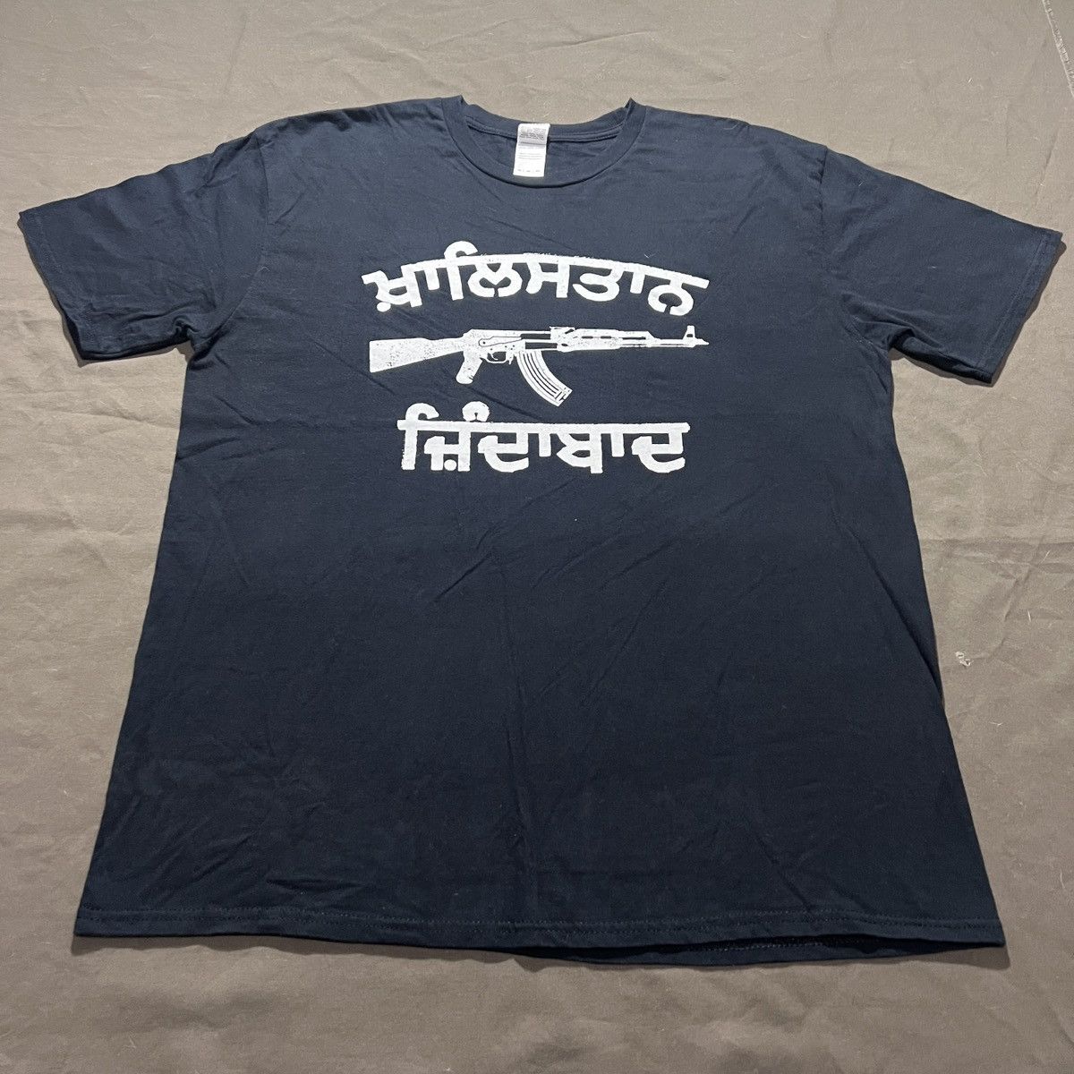 Vintage Vintage Y2K Khalistan Zindabad Tee XL AK47 Gun graphic Size US XL / EU 56 / 4 - 2 Thumbnail