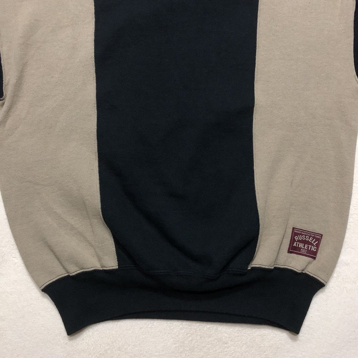 Russell Athletic × Vintage VINTAGE RUSSELL ATHLETIC MADE IN USA Sweatshirt Size US M / EU 48-50 / 2 - 3 Thumbnail
