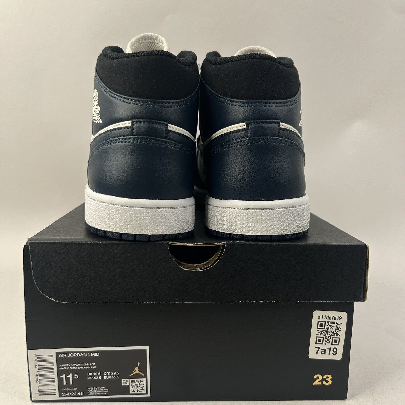 Nike Air Jordan 1 Mid Retro “Armory Navy” 2024