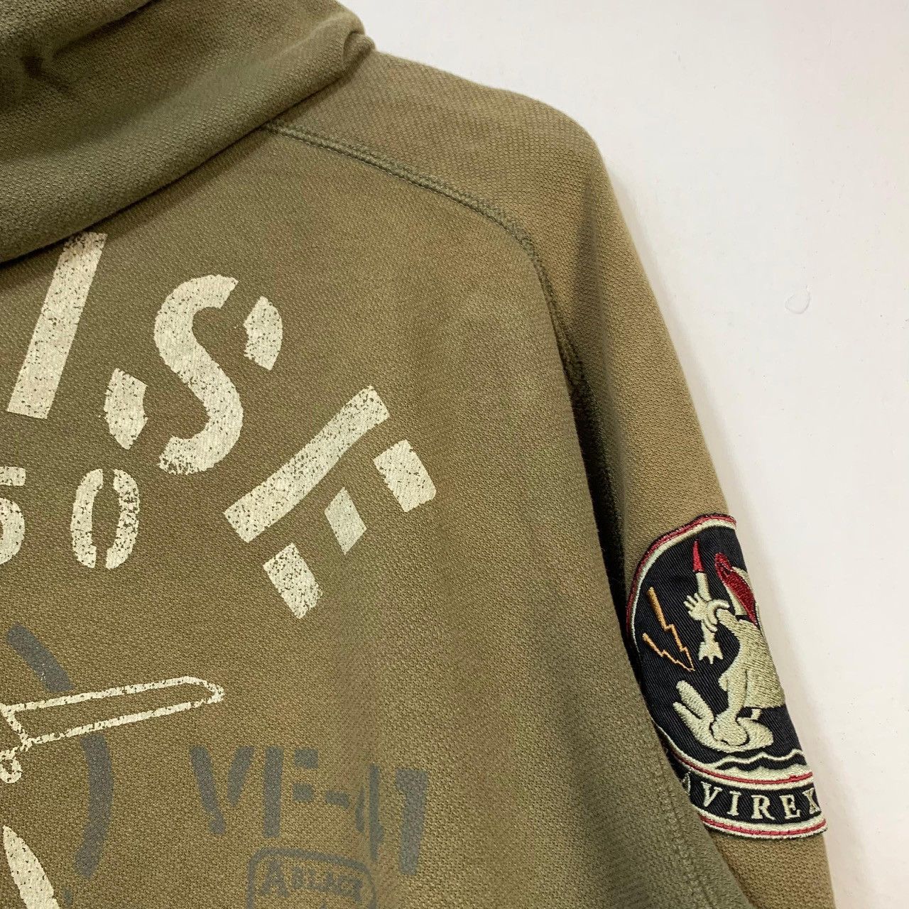 Avirex Avirex US Navy 'Black Aces' Military Green Hoodie Sunfaded Size US L / EU 52-54 / 3 - 13 Thumbnail