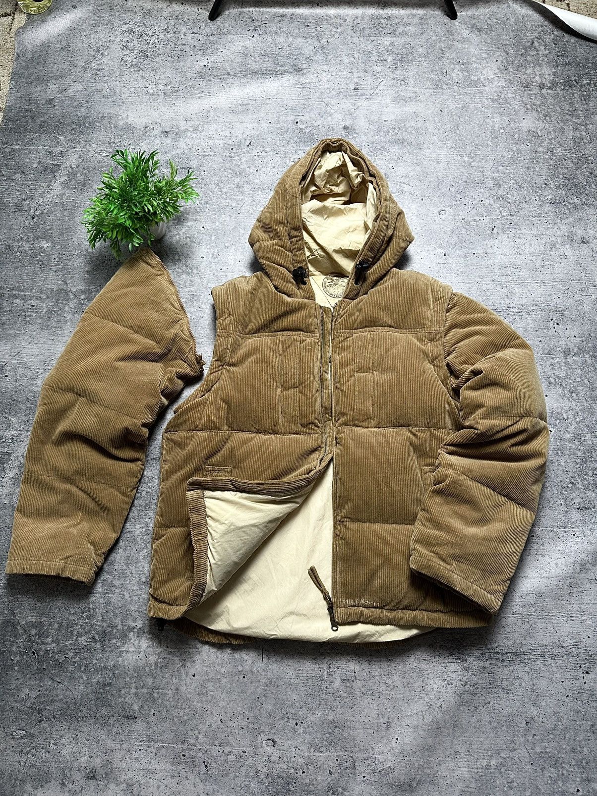Tommy Hilfiger Vintage 90s Tommy Hilfiger Velvet Down Transformer Jacket Size US M / EU 48-50 / 2 - 1 Thumbnail