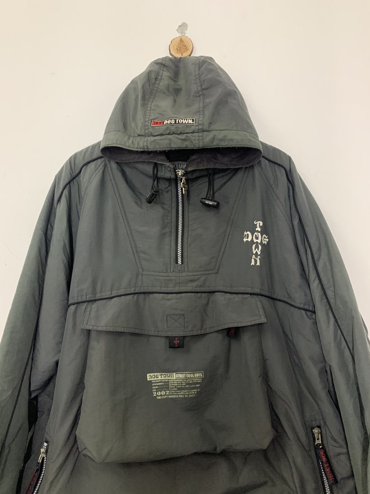 Vintage Vintage DOGTOWN Pullover Anorak Jacket Fleece Lining Size US L / EU 52-54 / 3 - 6 Thumbnail