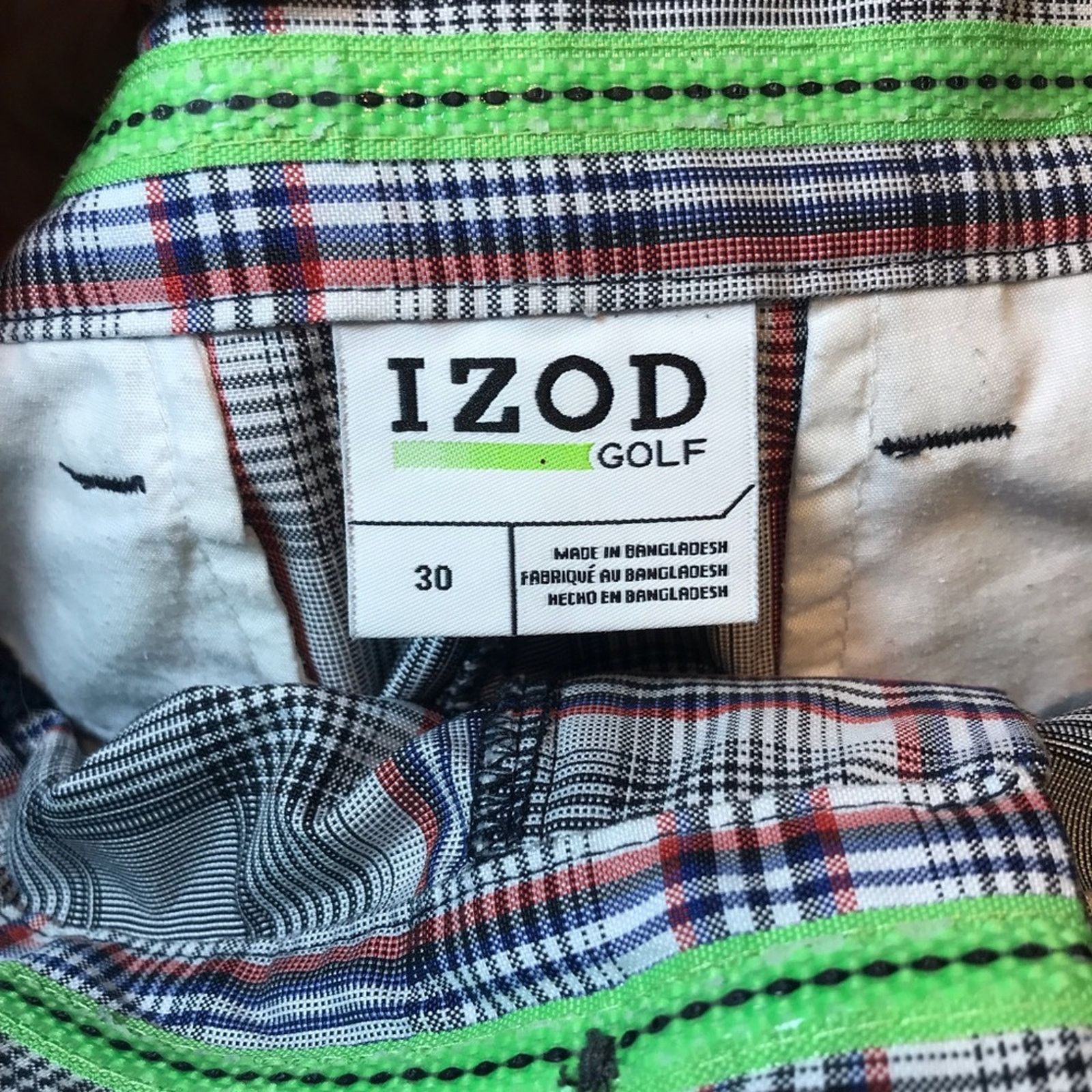 Izod IZOD navy, white, and red plaid flat front Golf shorts Size US 30 / EU 46 - 5 Thumbnail