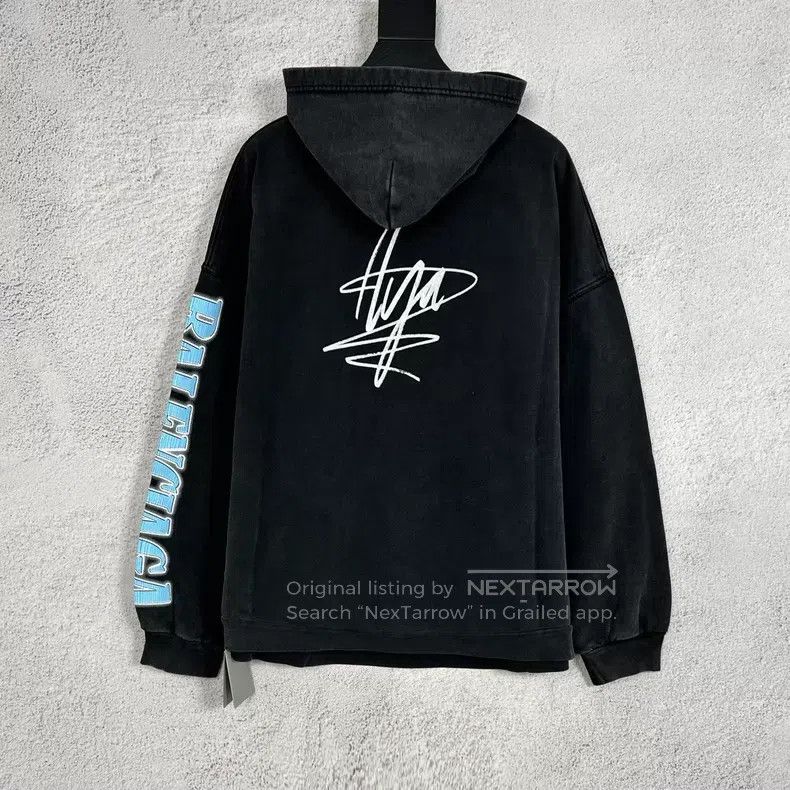 Balenciaga Balenciaga Female Movie Star Poster Washed Black Hoodie Size US S / EU 44-46 / 1 - 2 Thumbnail