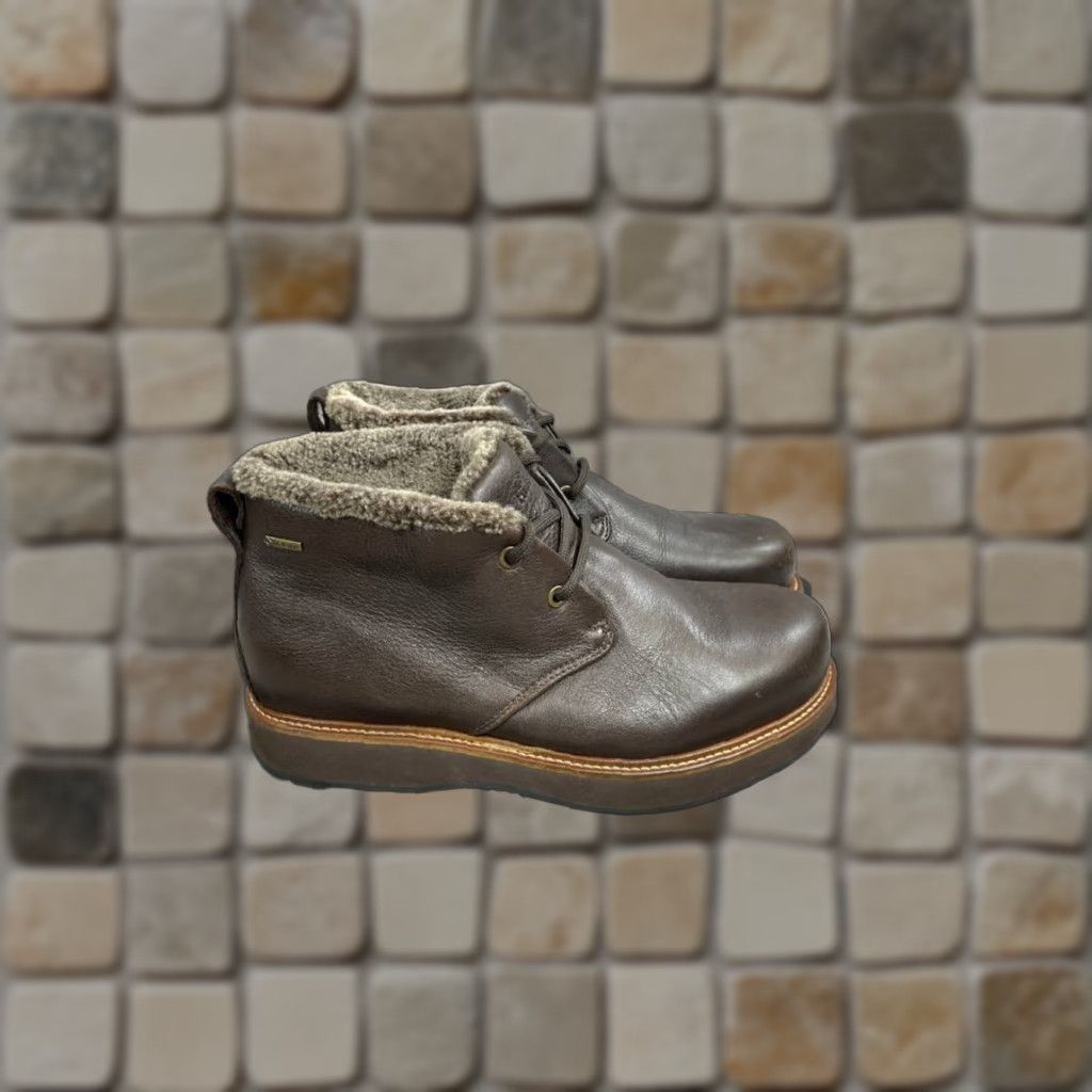 Vintage Samuel Hubbard Boot 7.5 M Winter's Day Brown Leather Shearling Lined Chukka Mens Size US 7.5 / EU 40-41 - 1 Thumbnail