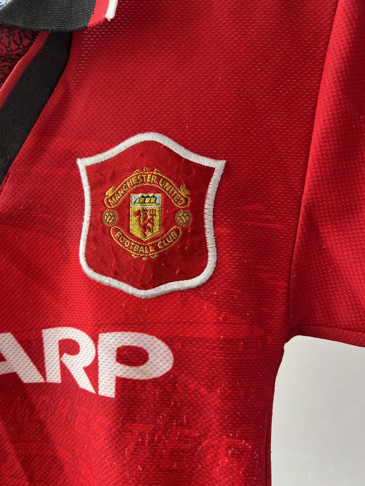 Umbro 1996/98 MANCHESTER UNITED HOME SOCCER JERSEY SHIRT BOYS Size US XXS / EU 40 - 4 Thumbnail