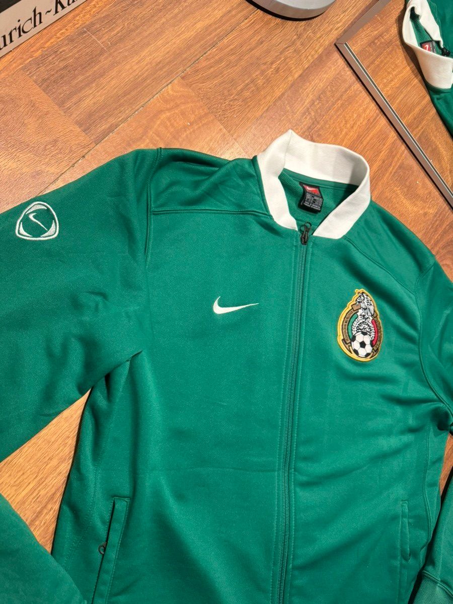 Nike Vintage Nike Mexico Soccer jacket Size US L / EU 52-54 / 3 - 2 Preview