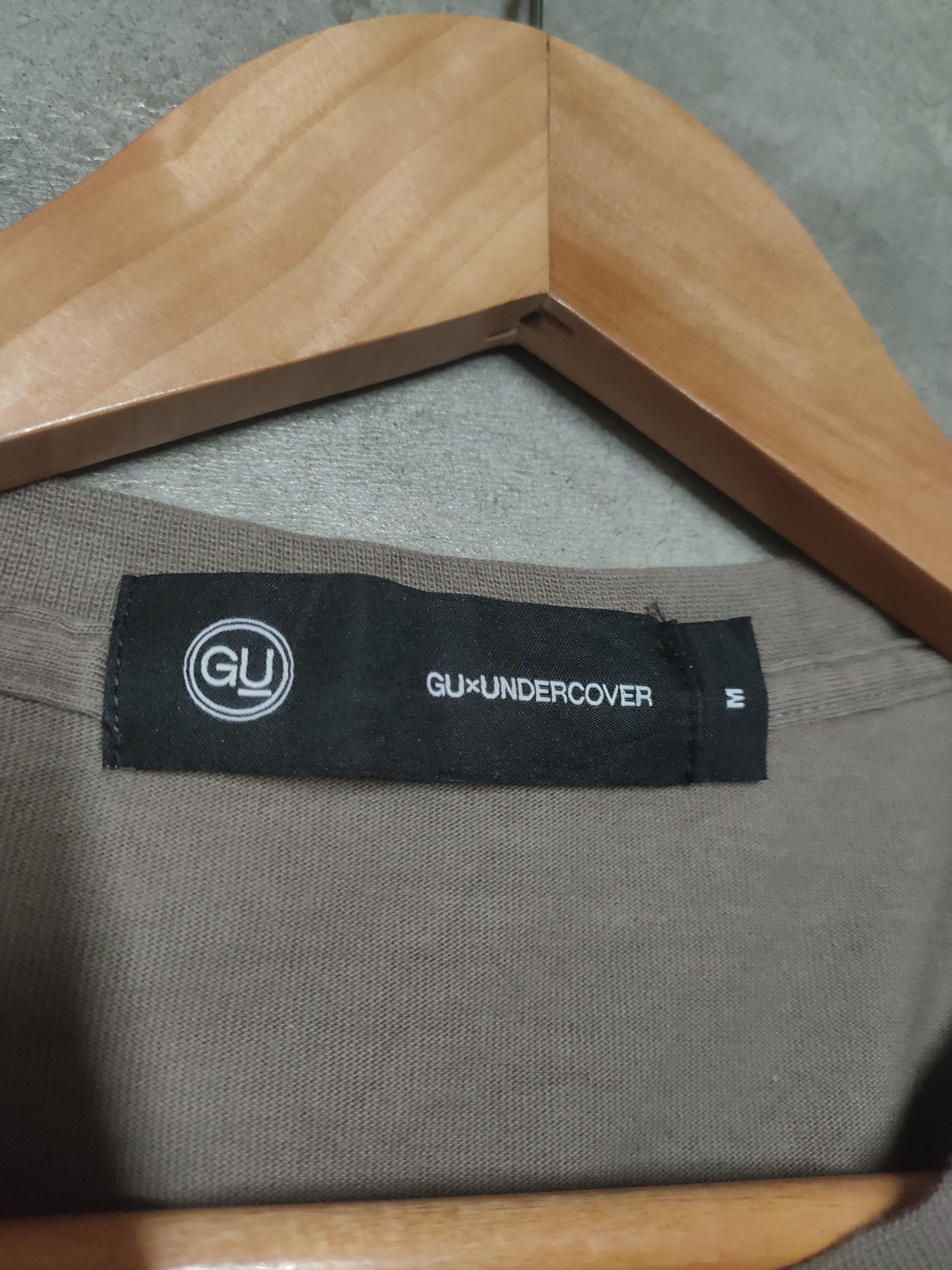 GU × Undercover Undercover x GU x Disney tee Size US M / EU 48-50 / 2 - 4 Thumbnail