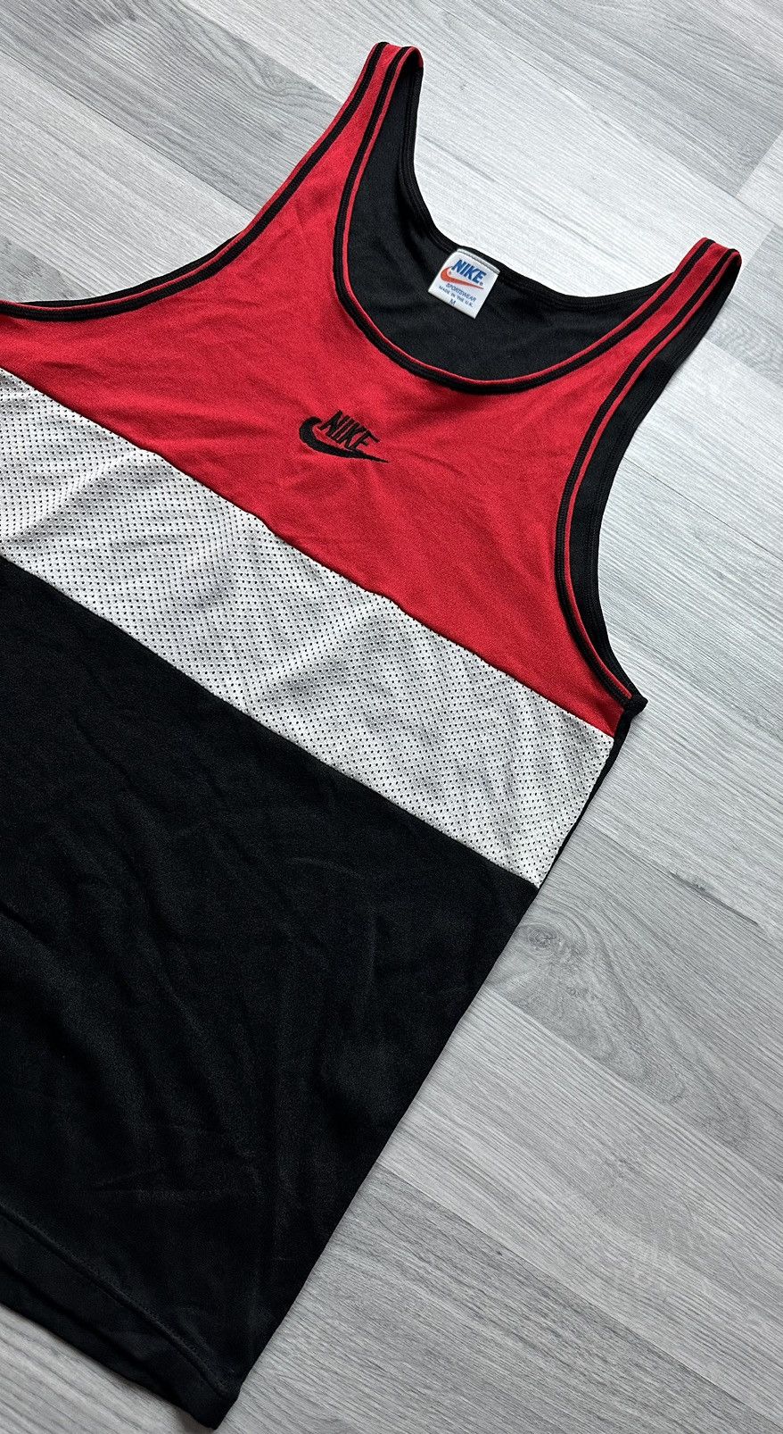 Nike × Vintage Vintage nylon sleeveless tank top Nike central logo swoosh Size US M / EU 48-50 / 2 - 2 Thumbnail