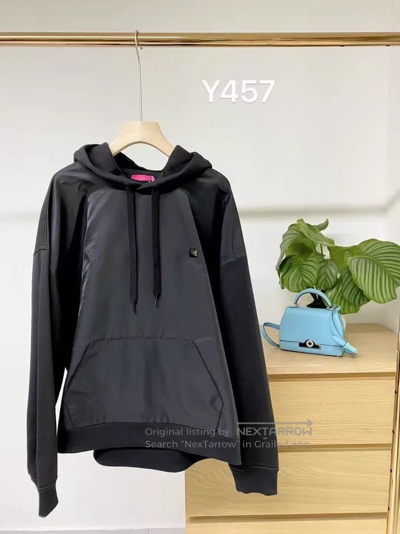 Valentino Valentino Nylon spliced willow nail sweatshirt Size US L / EU 52-54 / 3 - 1 Thumbnail