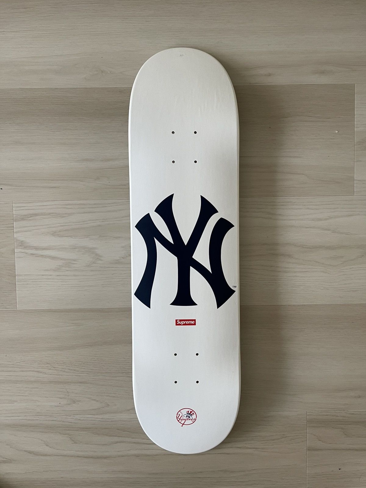 スケートボード Supreme -  supreme newyork Yankees skateboard deck Supreme New York Yankees Skateboard Deck White S/S 15 | eBay