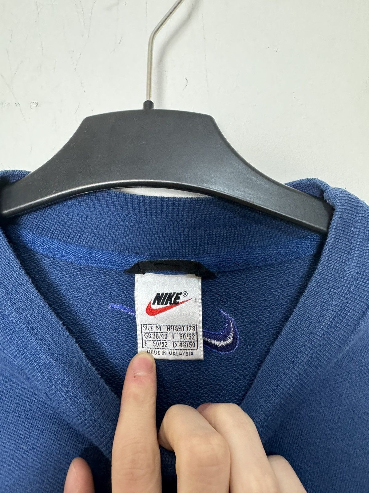 Nike Vintage nike swoosh big logo sweatshirt 90s Size US M / EU 48-50 / 2 - 3 Thumbnail