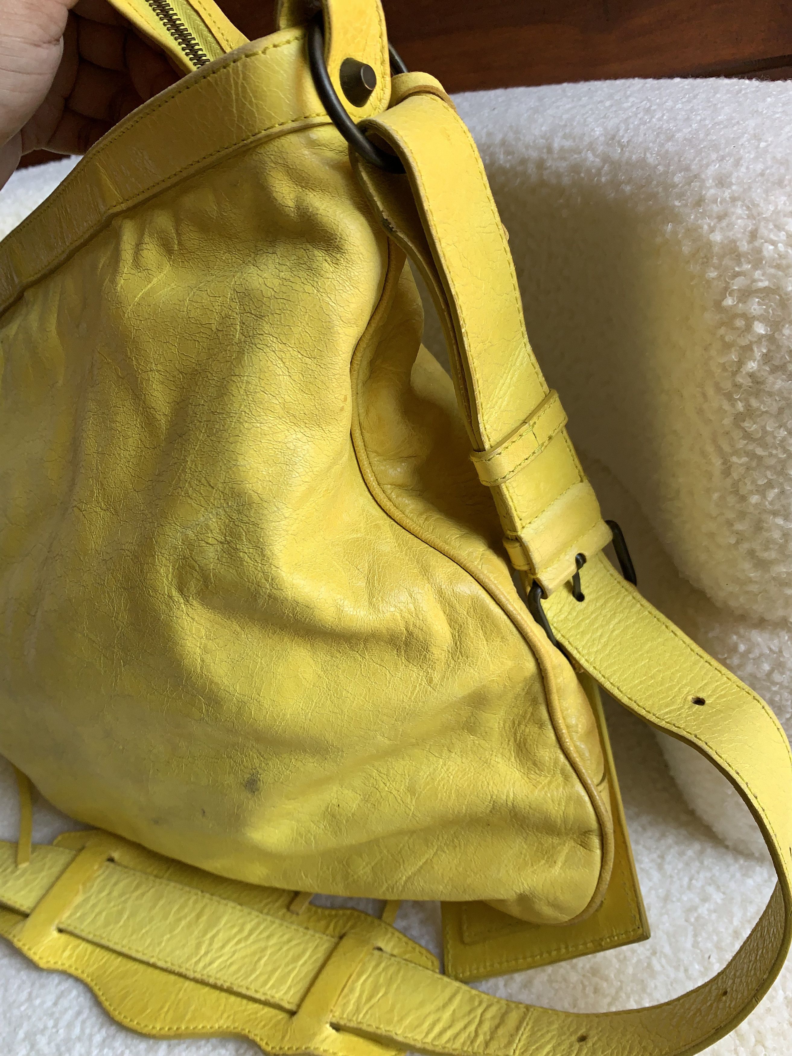Balenciaga Authentic Balenciaga city Messenger Crossbody Bag Size ONE SIZE - 6 Thumbnail