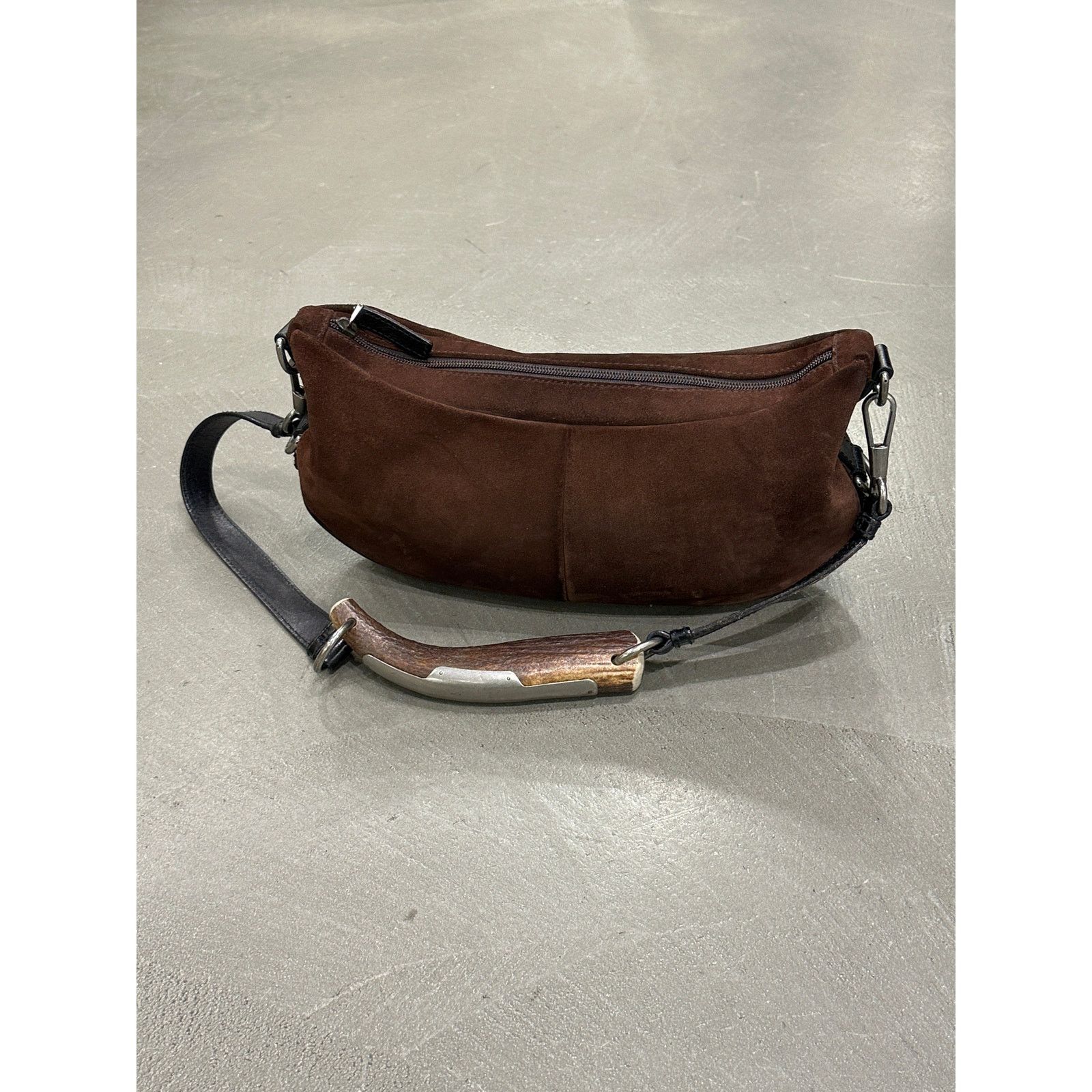 Yves Saint Laurent A/W2002 Yves Saint Laurent Mombasa suede bag Size ONE SIZE - 4 Thumbnail