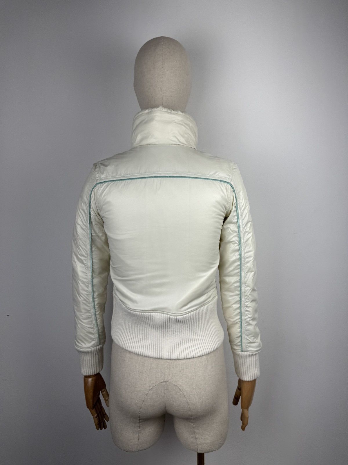 Reebok Vintage Reebok Avan Garde cropped puffer Jacket Y2K Women’s Size XS / US 0-2 / IT 36-38 - 4 Thumbnail