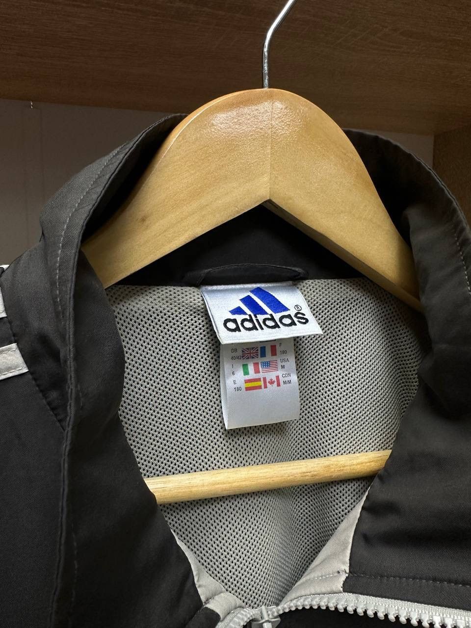 Adidas × Vintage Vintage Adidas Nylon Beige Full Zip Jacket Size US M / EU 48-50 / 2 - 9 Thumbnail