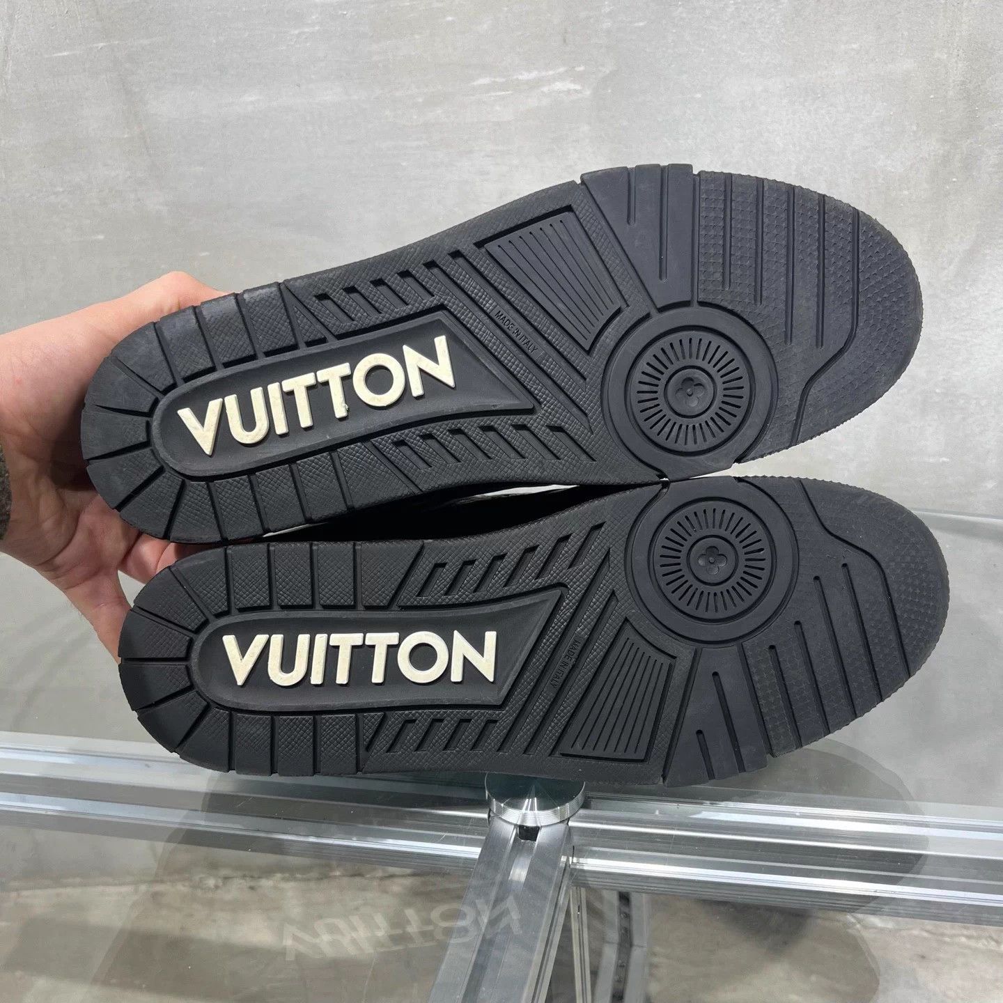 Louis Vuitton LV Trainer Black UK9 43 Size US 10 / EU 43 - 7 Thumbnail