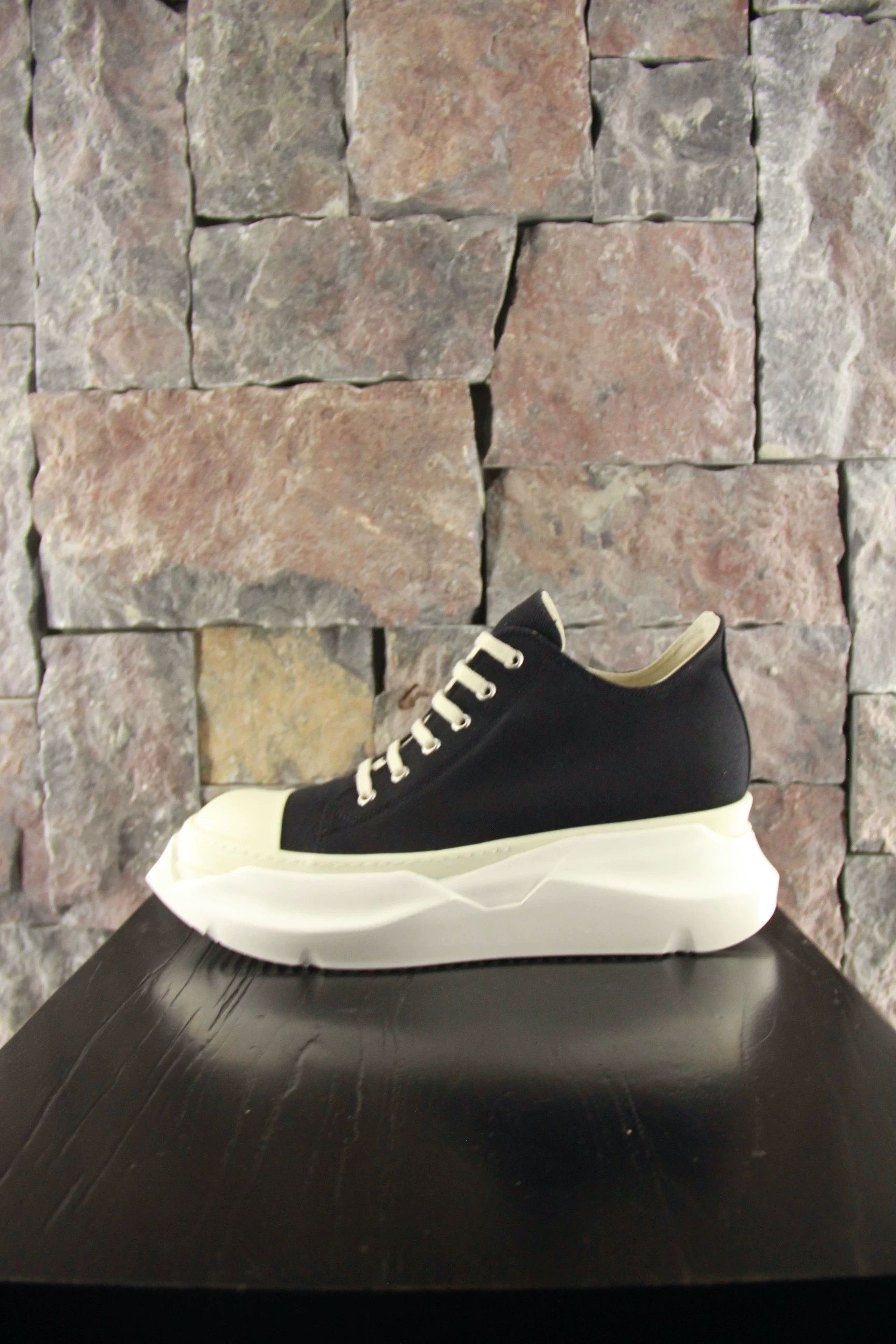 Rick Owens Rick Owens White Sneakers Men 11 Size US 11 / EU 44 - 1 Thumbnail