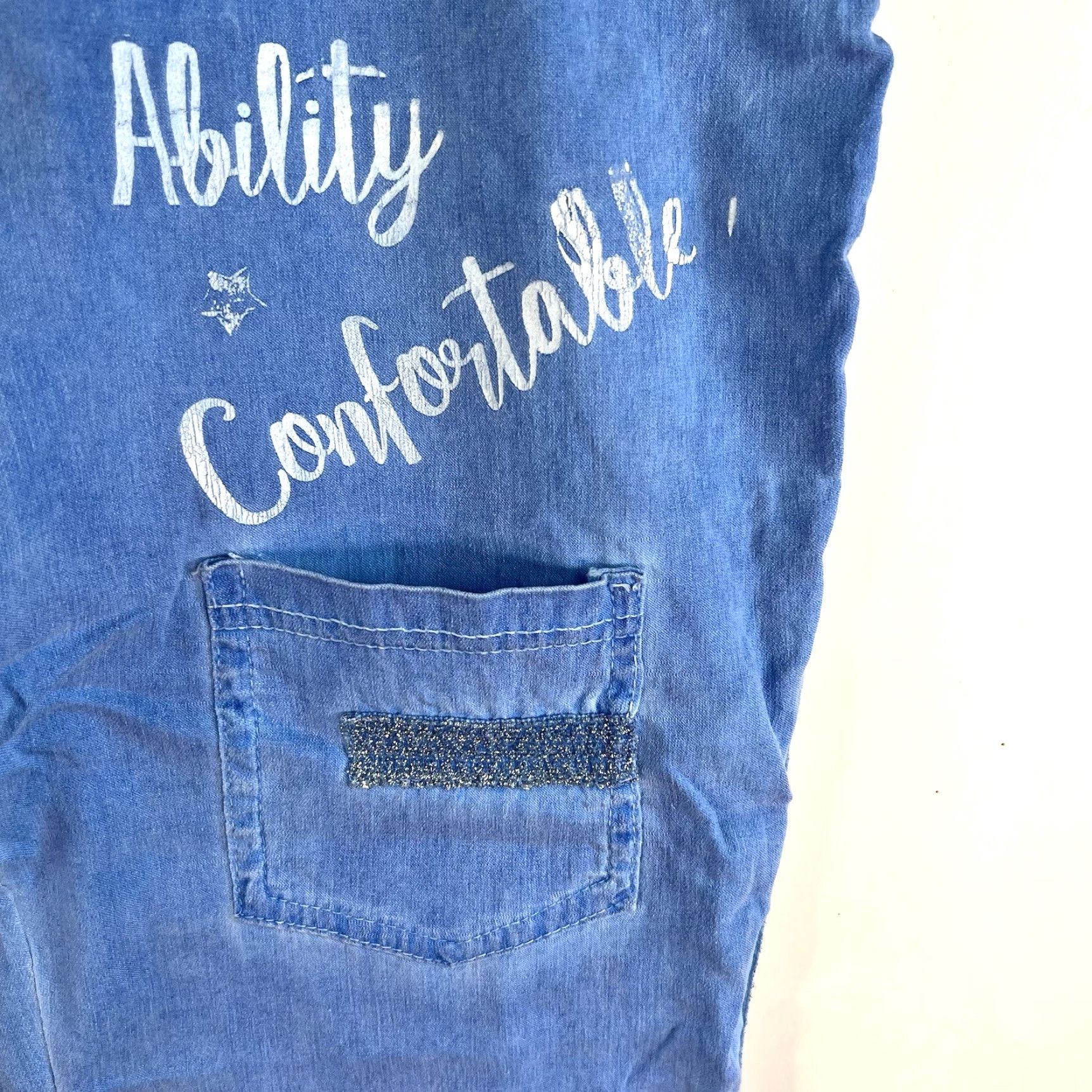 Denime Liberty Art Denim Jeans Womens Size 32 X 30 Blue Mid Rise Relaxed Fit Embroidered Glitter Crop Jeans Size 24" / US 00 / IT 34 - 2 Thumbnail