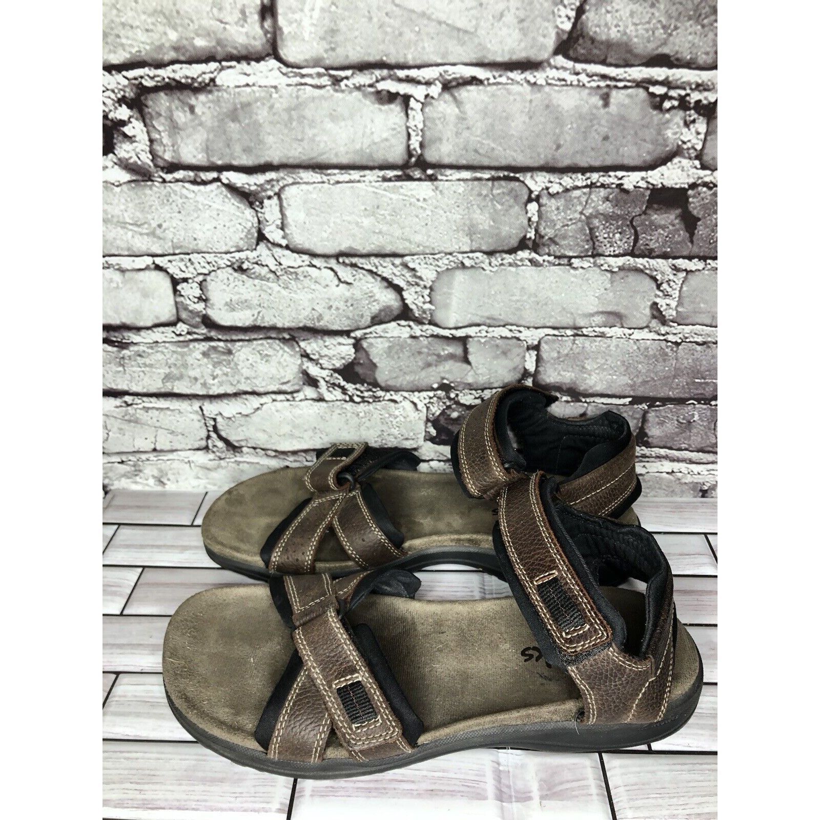 Clarks Clarks Brown Leather Synthetic Hiking Outdoor Strap Sandals Size US 11 / EU 44 - 22 Thumbnail