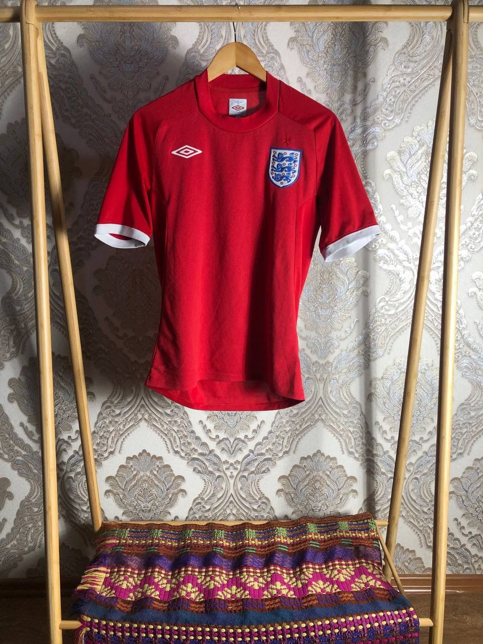 Umbro VINTAGE UMBRO ENGLAND RETRO SOCCER JERSEY MANCHESTER Y2K 90s Size US S / EU 44-46 / 1 - 1 Thumbnail