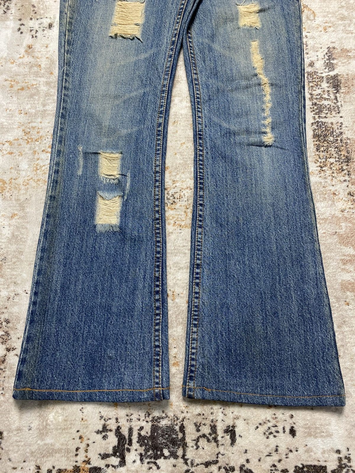 Hysteric Glamour Rusty Bootcut Distress Denim Size US 30 / EU 46 - 2 Thumbnail