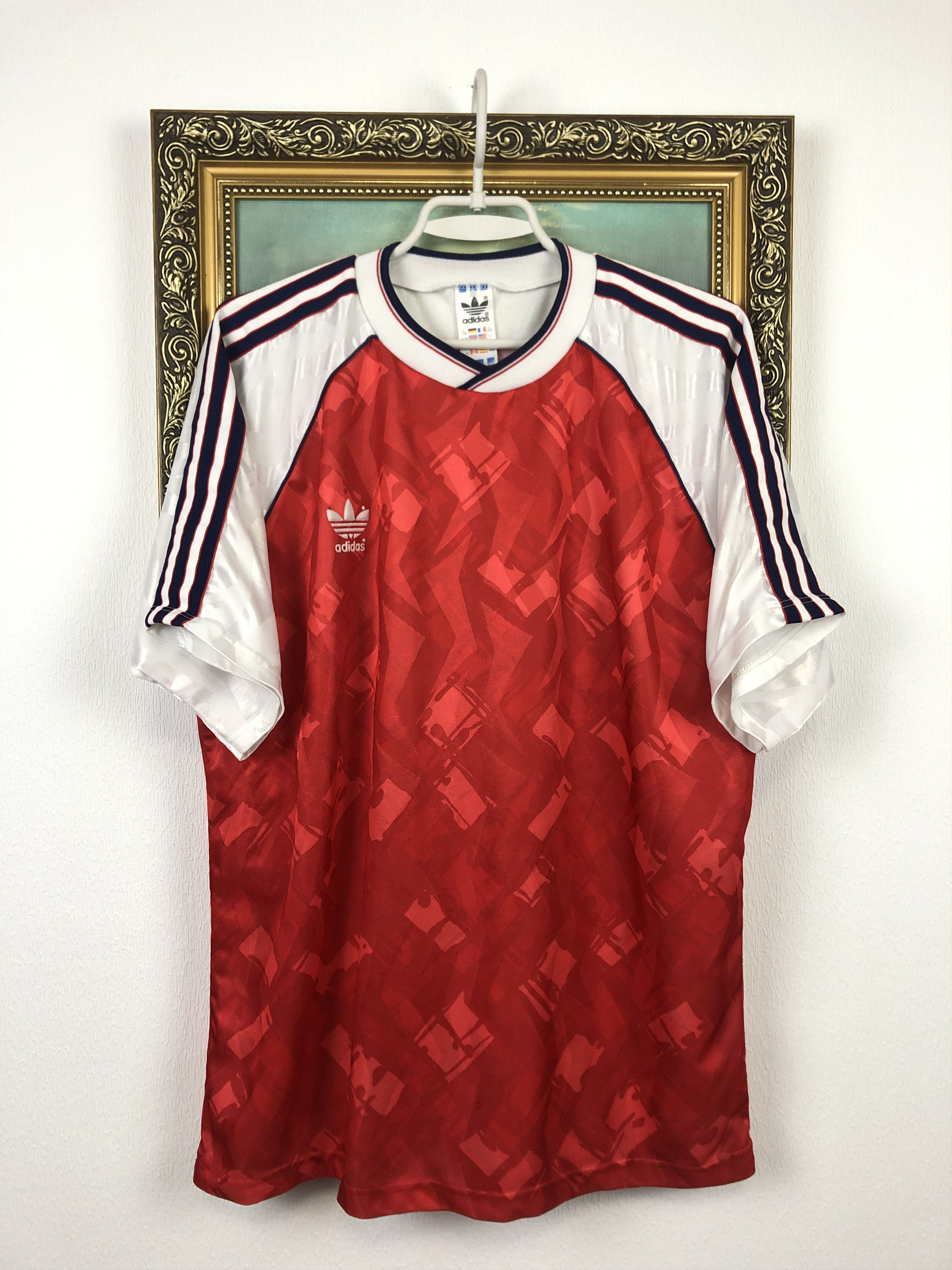 Adidas Vintage Arsenal London Gunner Template Football Shirt Jersey Size US L / EU 52-54 / 3 - 1 Thumbnail