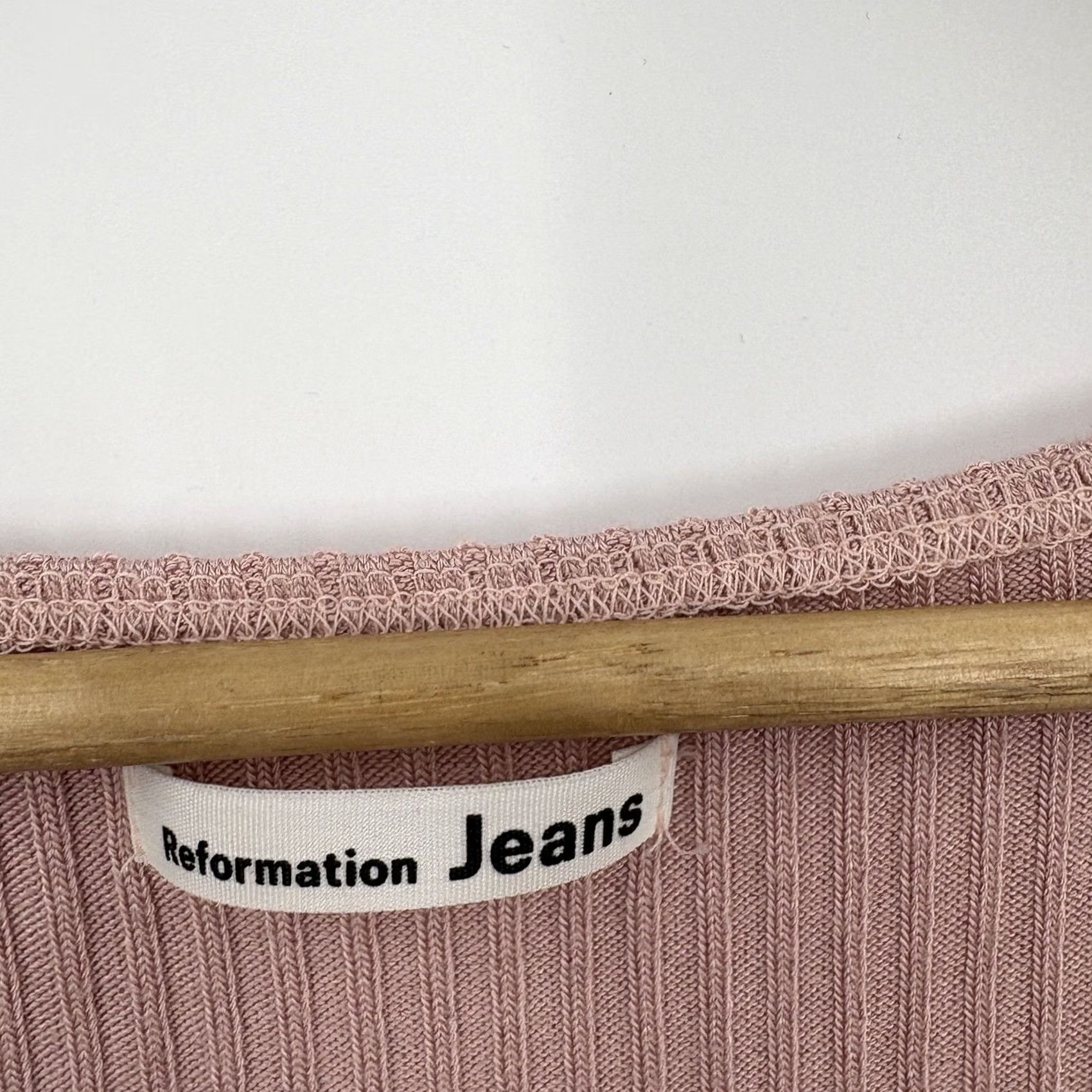 Reformation Reformation Top Small Pink Soft Crop Stretch Luxury Capsule Parisian Coquette Shirt Womens XS? Size S / US 4 / IT 40 - 6 Thumbnail