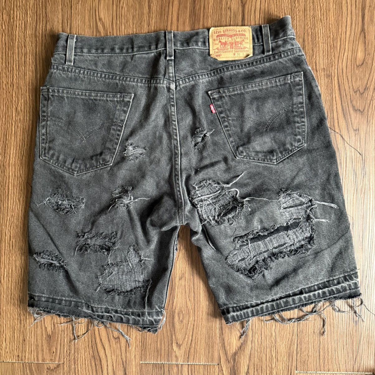 Levi's Levis distressed jean shorts Size US 36 / EU 52 - 7 Thumbnail
