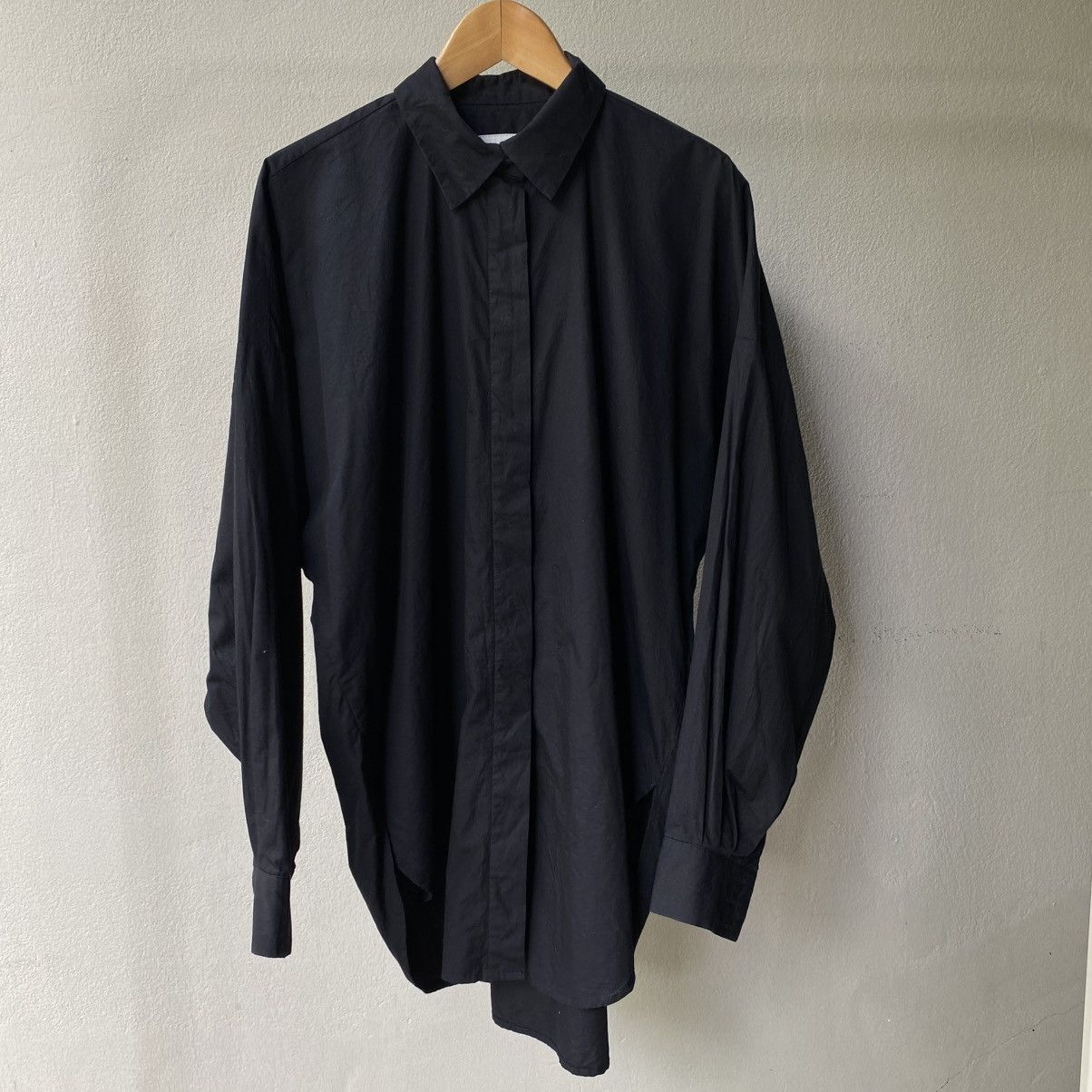 Norma Kamali Norma Kamali Long Sleeve Black Collar Shirt Size XL / US 12-14 / IT 48-50 - 16 Thumbnail