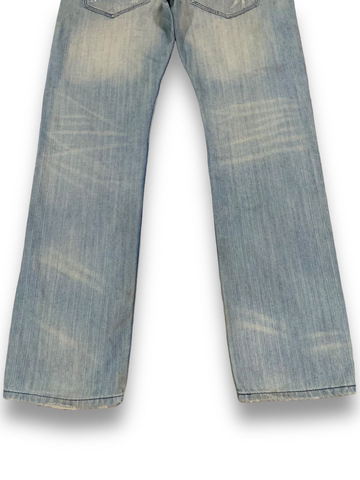 Giorgio Armani Vintage Giorgio Armani Mud Washed Clawmark Distressed Jeans Size US 31 - 14 Thumbnail