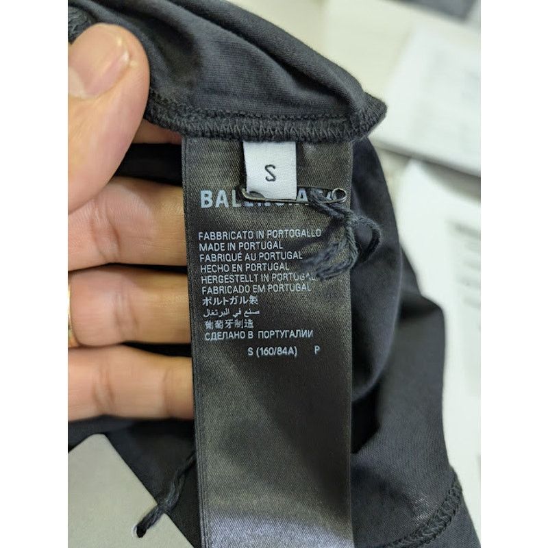 Balenciaga o1rshd1 Large Fit T-Shirt in Washed Black/White Size US S / EU 44-46 / 1 - 16 Thumbnail