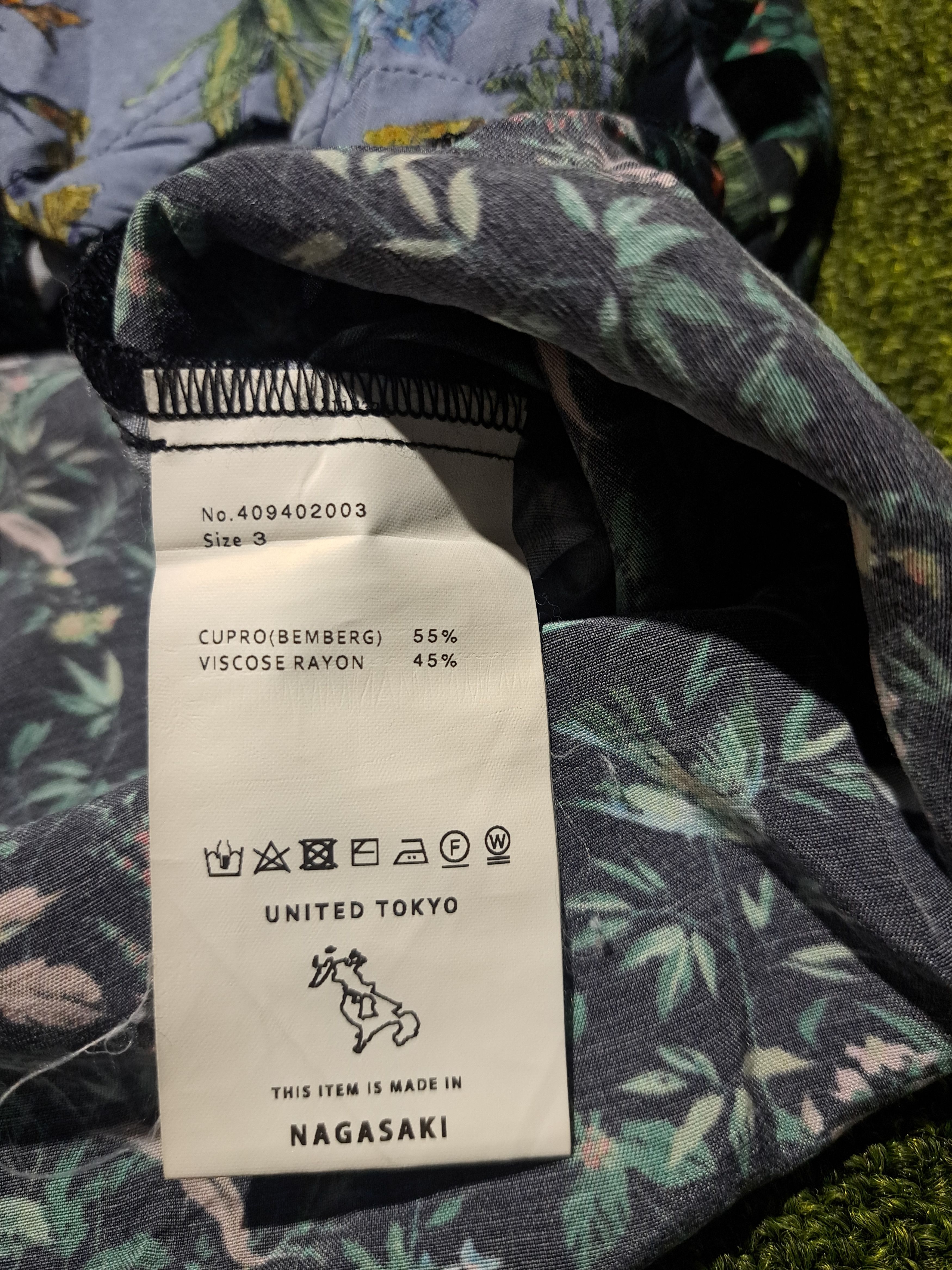 Japanese Brand United Tokyo Hawaiian Shirt Flower Mens Size 3 / L JPN Size US L / EU 52-54 / 3 - 5 Thumbnail