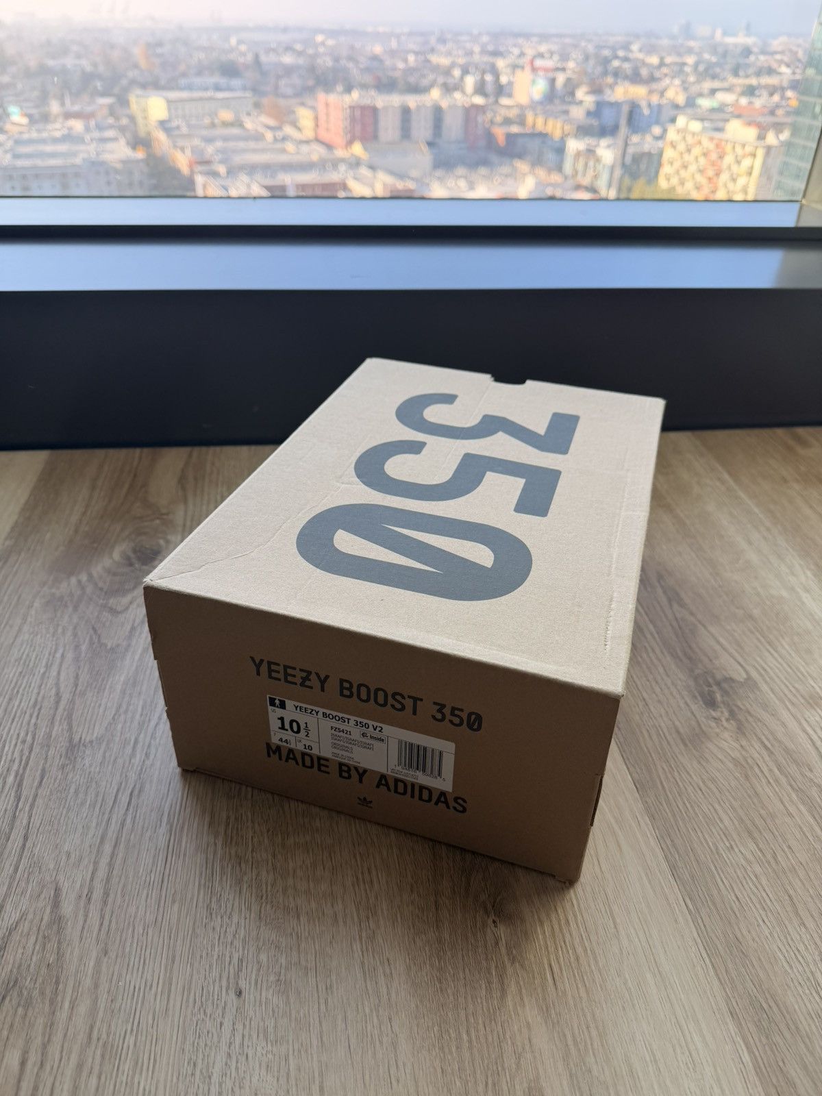 Adidas Yeezy Boost 350 V2 Israfil Size US 10.5 / EU 43-44 - 3 Thumbnail