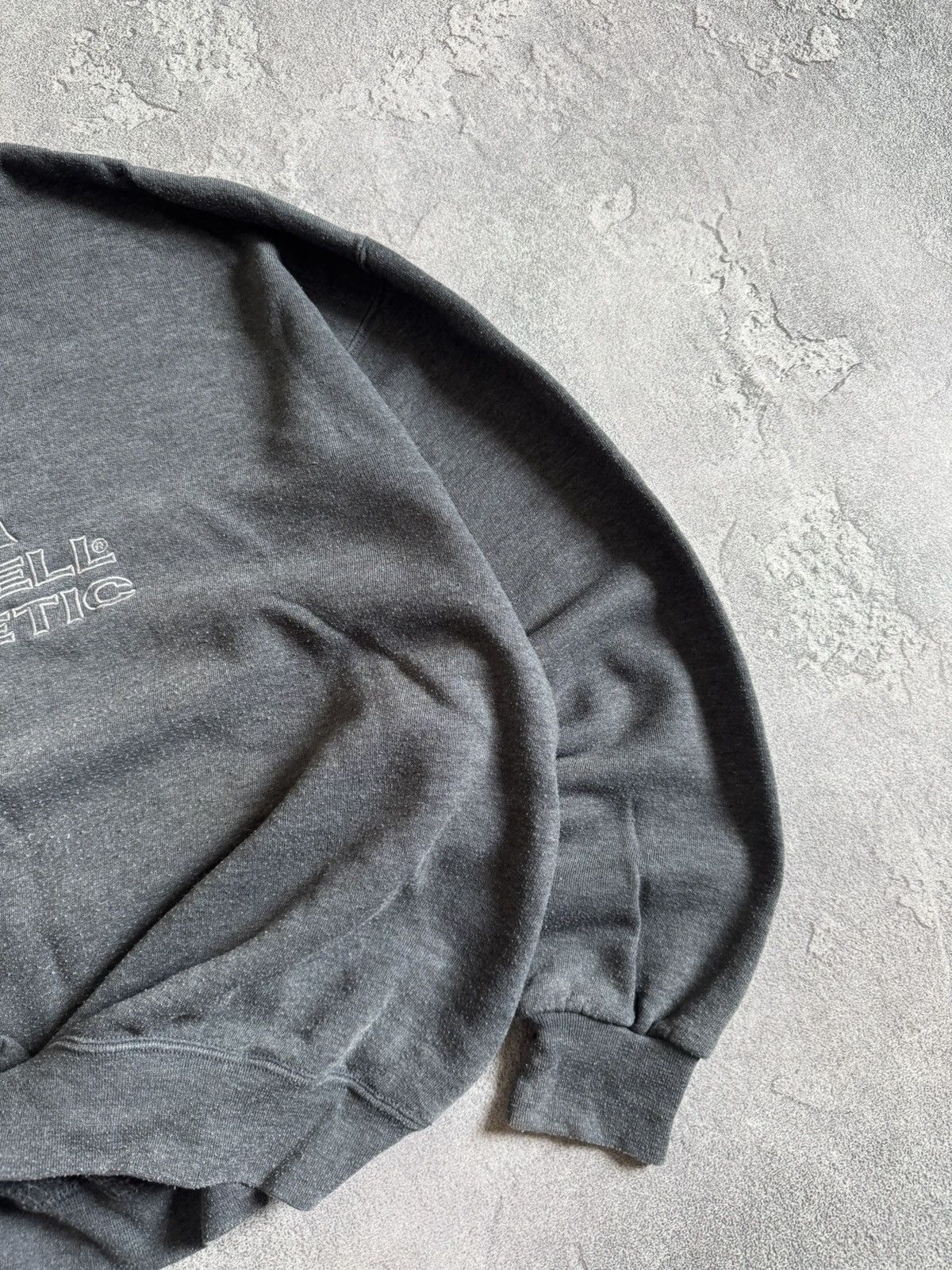 Russell Athletic Russell Athletic L vintage retro sweatshirt jumper pullover Size US L / EU 52-54 / 3 - 3 Thumbnail
