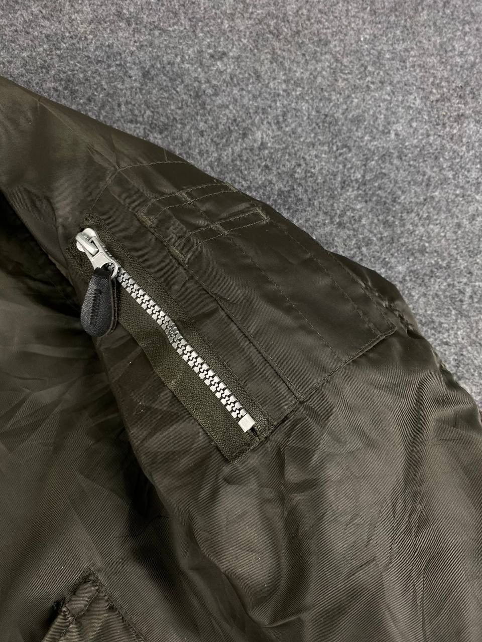 Japanese Brand japanese brand bomber jacket very nice design Size US M / EU 48-50 / 2 - 3 Thumbnail