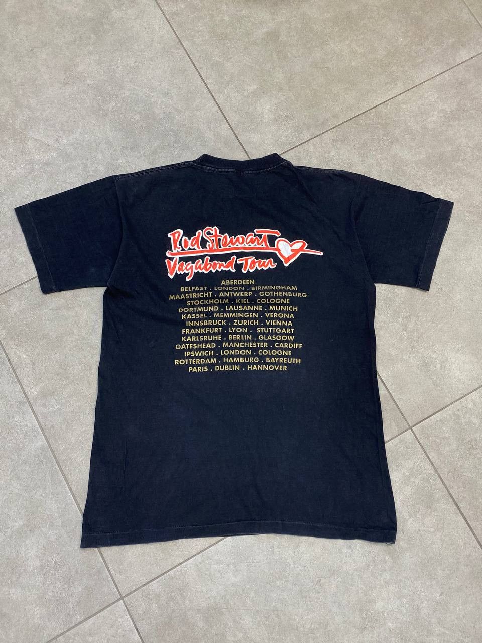 Band Tees Vintage Rod Stewart 90s Vagabond Europe Tour T-Shirt Size US XL / EU 56 / 4 - 2 Thumbnail