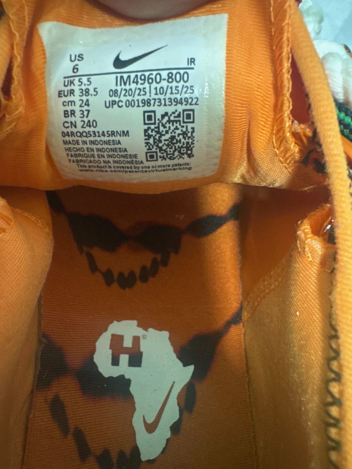 Nike Nike x Homecoming Collab Size US 6 / EU 39 - 6 Thumbnail