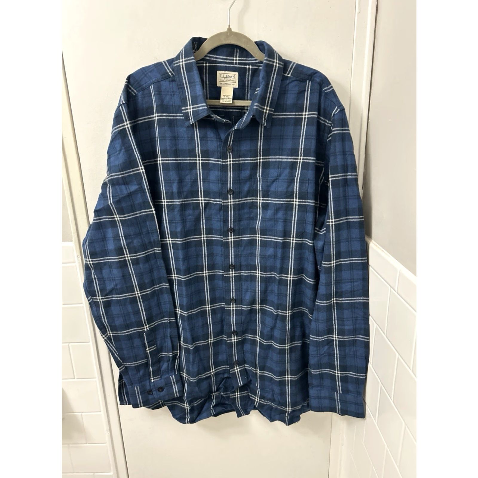 Vintage LL Bean Scotch Plaid Flannel Shirt Mens XL Tall Blue Traditional Fit L/S Button-Up Pockets Cotton 100% Classic Outdoor Casual Men Size US XL / EU 56 / 4 - 2 Thumbnail