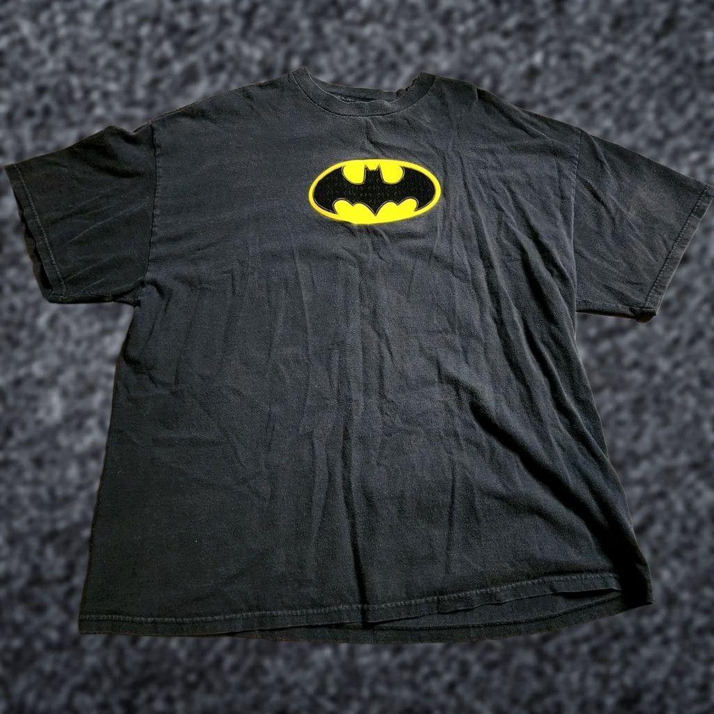 Vintage VINTAGE Batman Logo T Shirt 2002 3XL Mens Batman Logo Velvet Textured Cotton Black 90s Warner Bros. Classic Logo Men T-Shirt Shirt Mens 3XL) Size US XXL / EU 58 / 5 - 1 Thumbnail