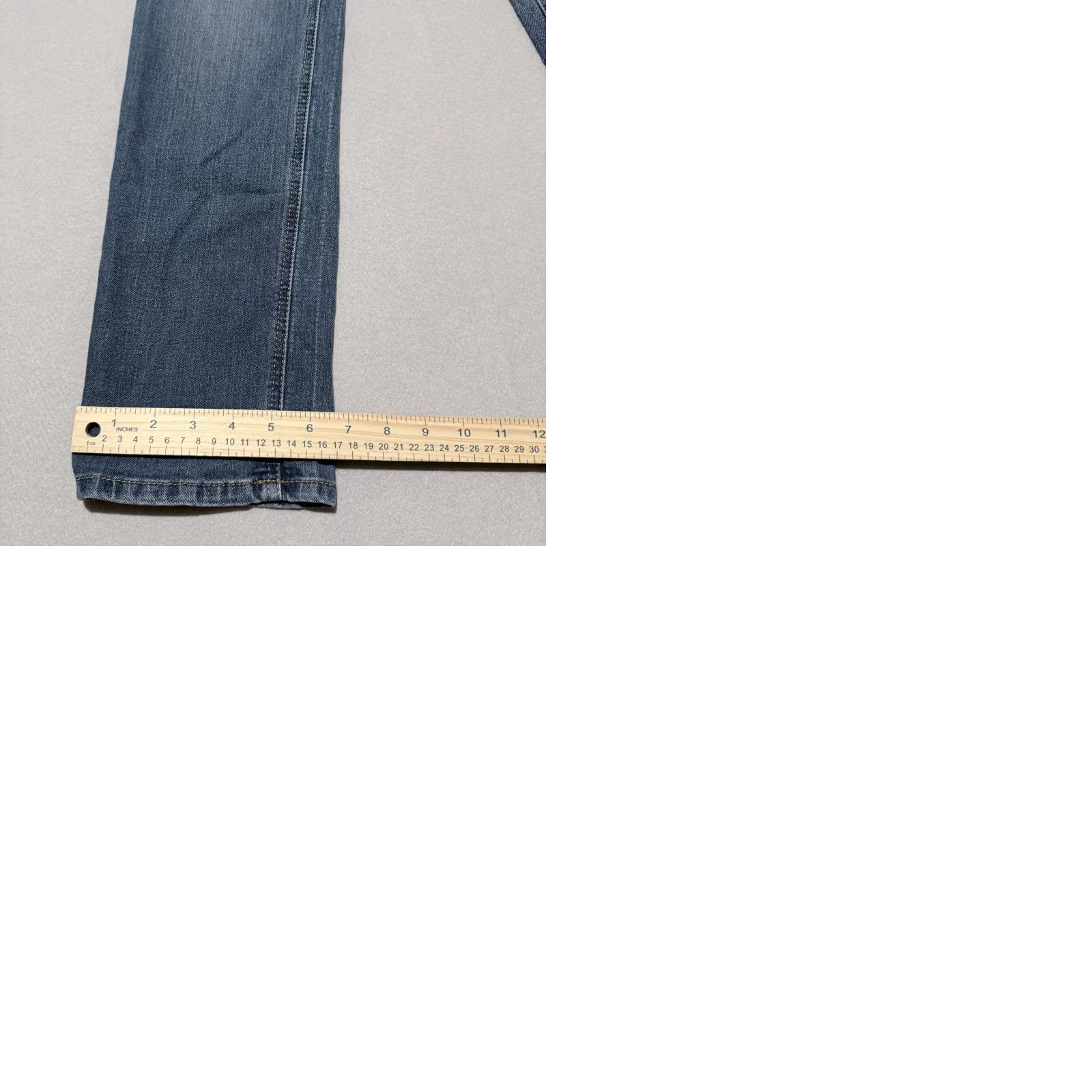 Levi's Levi's 511 Jeans Women Blue Denim Slim Zip Fly - 18 Slimming 5-Pocket Mid Rise Jeans Adult Women Size 40" / US 18 - 10 Thumbnail