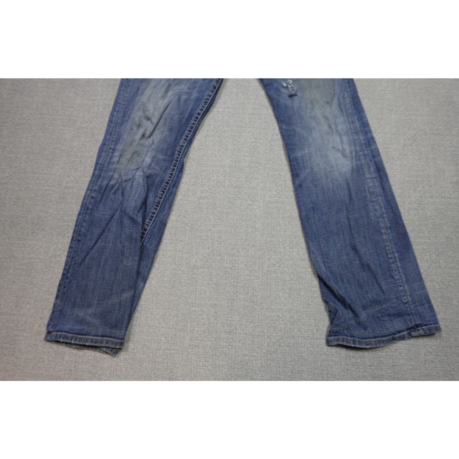 Silver Jeans Co. Silver Jeans Jeans 32x32 Blue Gordie Dark Wash Western Stretch Outdoors Rancher Men 32x32 Blue Buckle Bke 5-Pocket Denim USA Vintage? Size US 32 / EU 48 - 3 Thumbnail