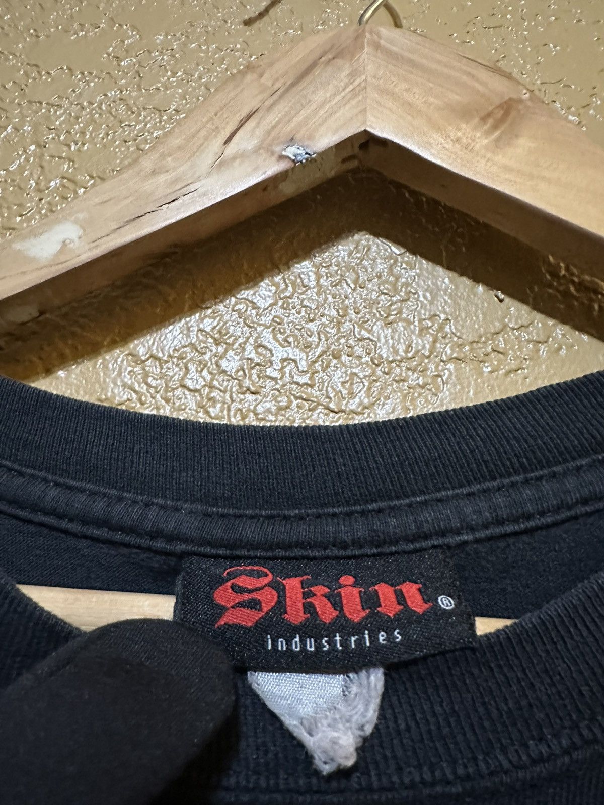 Hook-Ups vintage Skin Industries AOP Graffiti Tee XL skate Size US XL / EU 56 / 4 - 6 Thumbnail