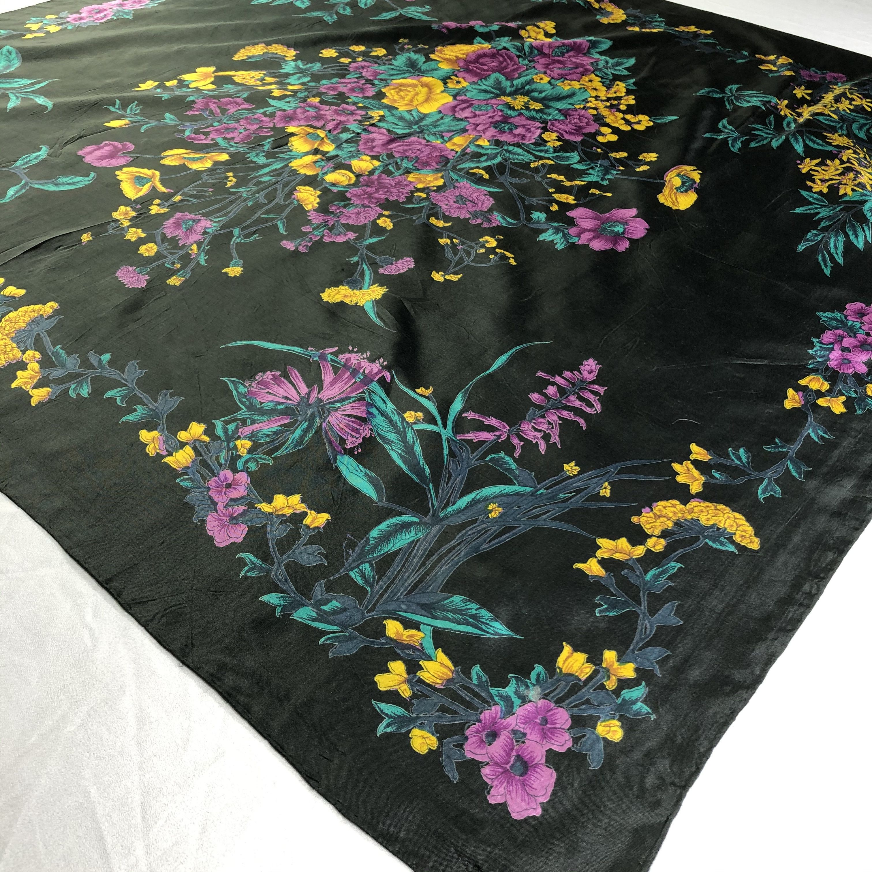 Vintage Vintage Silk Scarf Size ONE SIZE - 3 Thumbnail
