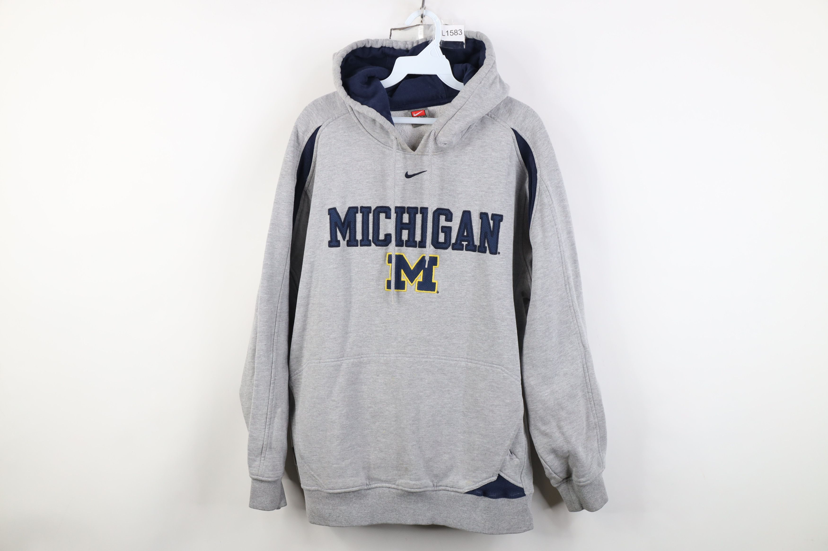 Nike Vintage Nike Center Swoosh University of Michigan Hoodie Size US M / EU 48-50 / 2 - 1 Thumbnail