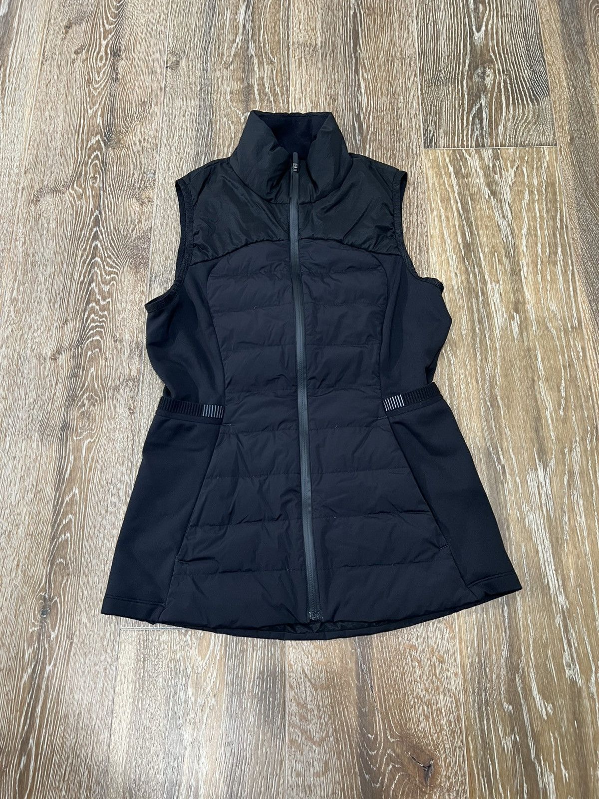 Lululemon down for it all womens vest jacket