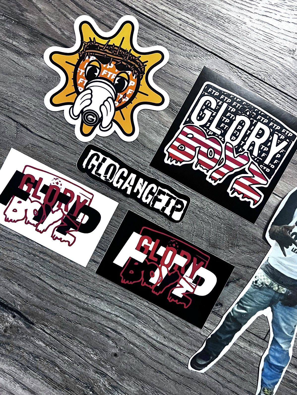 Fuck The Population × Glo Gang FTP x Glo Gang Sticker Lot Size ONE SIZE - 2 Thumbnail