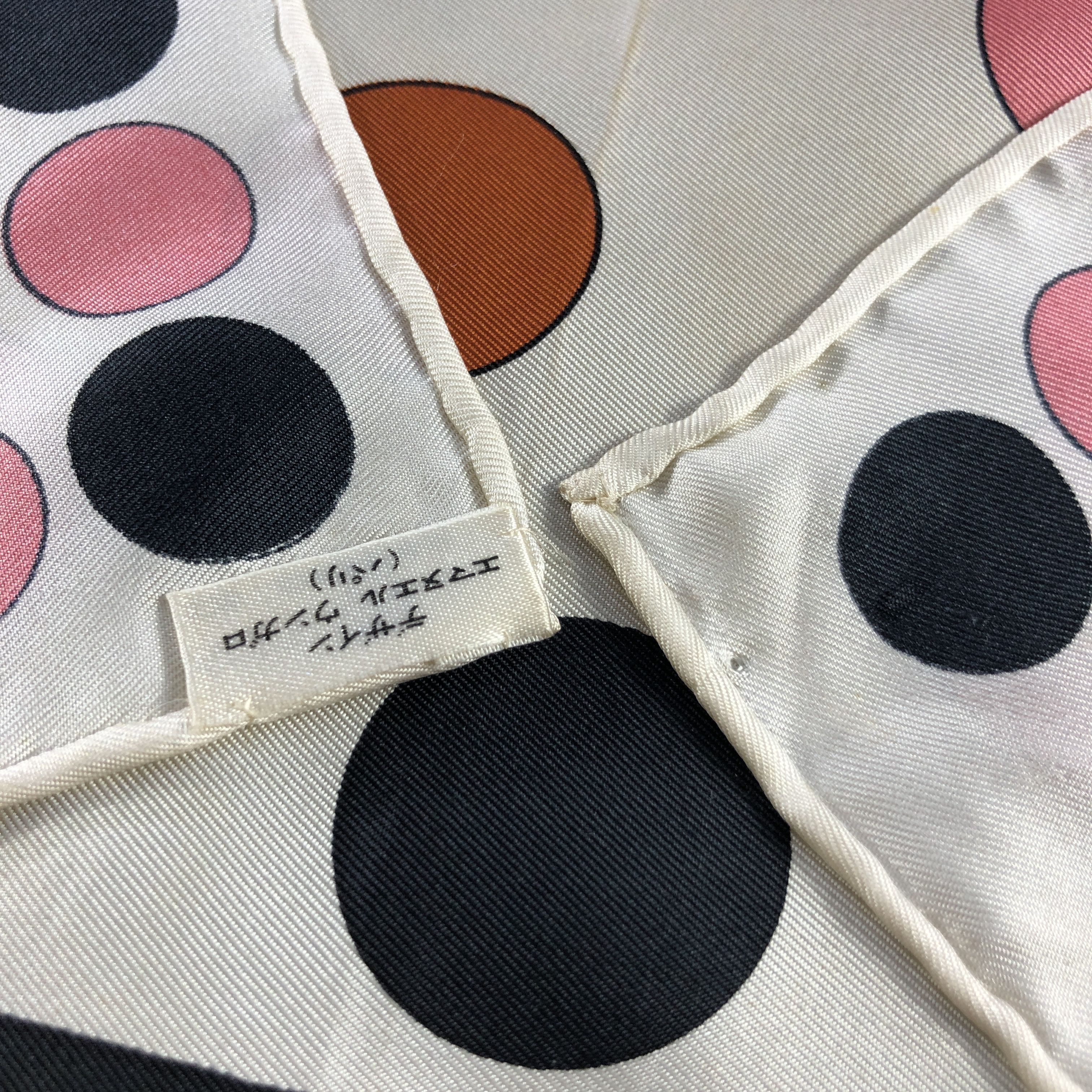 Emanuel Ungaro Emanuel Ungaro Polka Dots Silk Scarf M1406 Size ONE SIZE - 5 Thumbnail